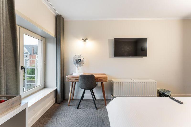 Hotel Karel De Stoute Брюгге Экстерьер фото