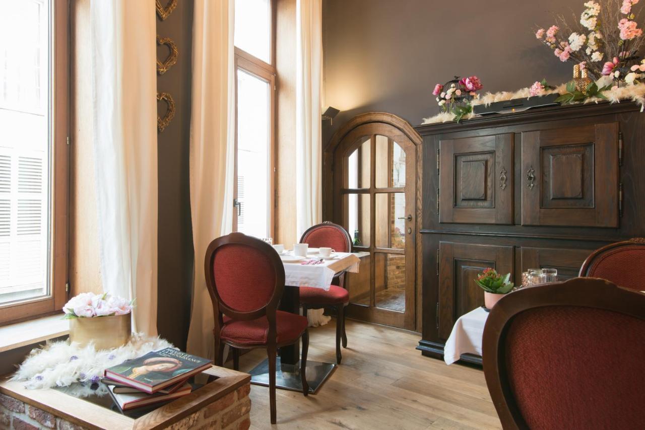 Hotel Karel De Stoute Брюгге Экстерьер фото